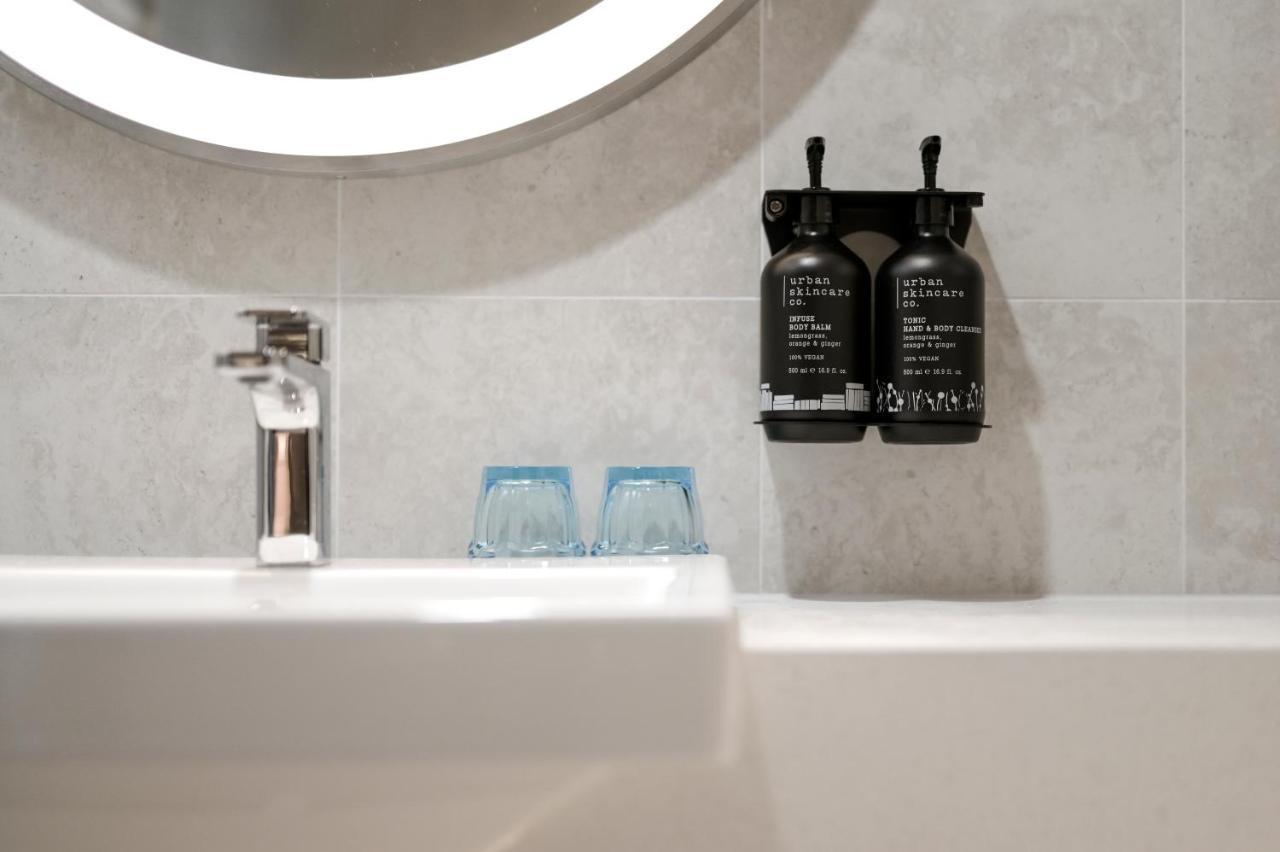 Holiday Inn Express & Suites Sunshine Coast By Ihg Maroochydore Zewnętrze zdjęcie