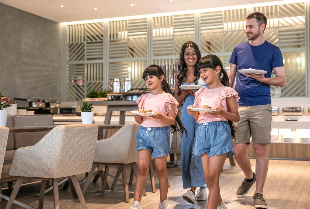 Holiday Inn Express & Suites Sunshine Coast By Ihg Maroochydore Zewnętrze zdjęcie